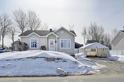 38 Rue Du Jardin, Pont-Rouge, QC, G3H0B8 | Card Image