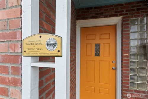 1208 N K St, Tacoma, WA, 98403-1834 | Card Image