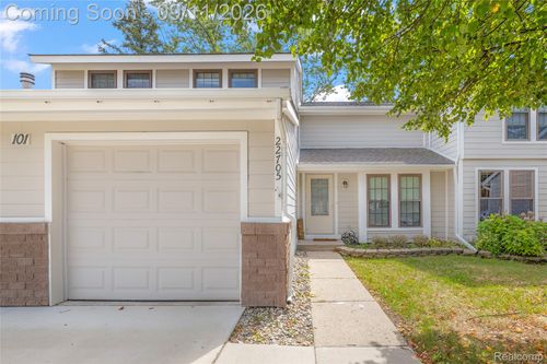 22705 Cranbrooke Dr, Novi, MI, 48375-4505 | Card Image