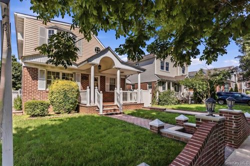 82-56 248th St, Bellerose, NY, 11426-1721 | Card Image