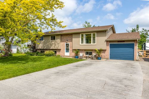 72 William St, Oro Medonte, ON, L0L2L0 | Card Image