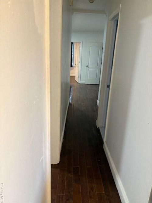 21511 111th Rd, Queens Village, NY, 11429-1964 | Card Image