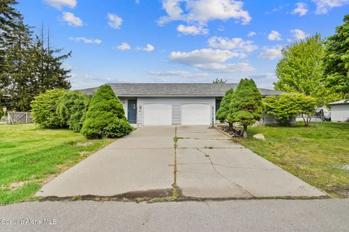 51 & 55 E Ryan Dr, Hayden, ID, 83835-8899 | Card Image
