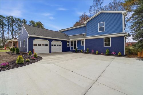 19 Wakefield Rd, Newport News, VA, 23606-3121 | Card Image