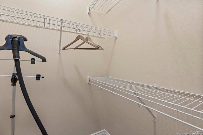 APT-109 - 215 Center, Condo with 2 bedrooms, 3 bathrooms and null parking in San Antonio TX | Image 20