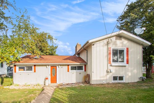 37 Indian Trl, Munith, MI, 49259-9763 | Card Image