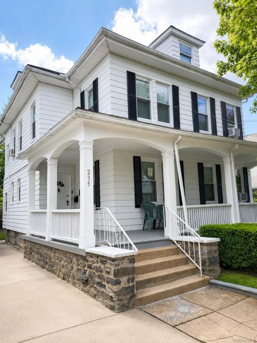 233 Stone Avenue, Yonkers, NY, 10701 | Card Image