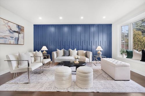 56 Nash Rd S, Hamilton, ON, L8K4J7 | Card Image