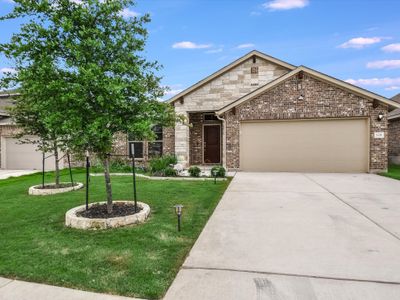 124 Falkland Street, House other with 3 bedrooms, 2 bathrooms and 2 parking in Hutto TX | Image 2