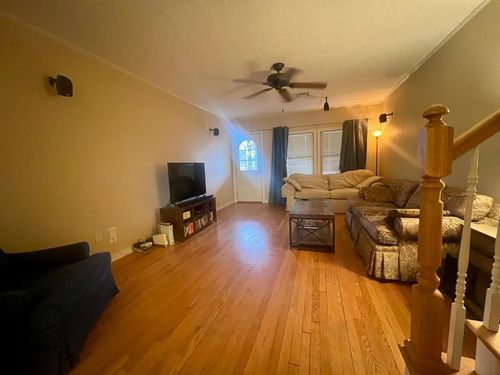 526 Nebraska St, Norman, OK, 73069-7046 | Card Image