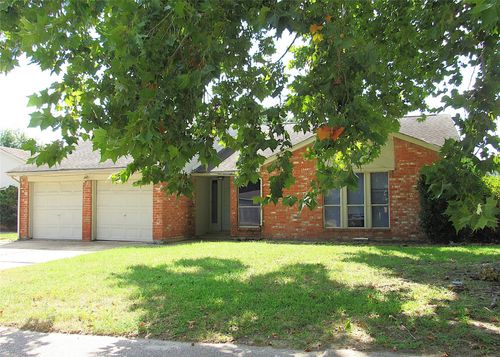 18831 Droitwich Dr, Humble, TX, 77346-2632 | Card Image