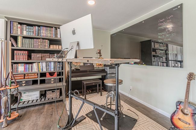 3951 Briar Hollow St, House other with 3 bedrooms, 2 bathrooms and null parking in San Antonio TX | Image 77