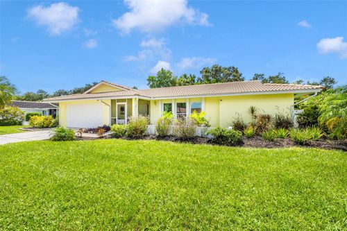 2920 Captiva Dr, SARASOTA, FL, 34231-6918 | Card Image