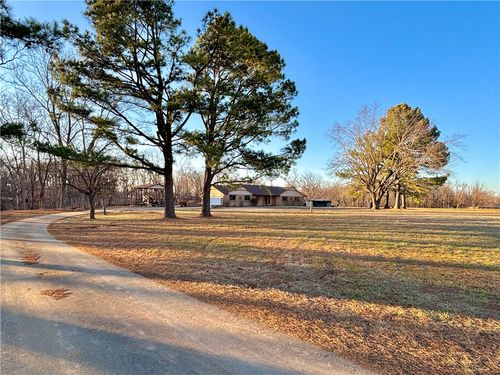 1480 Morgan Dr, Rogers, AR, 72756-6802 | Card Image