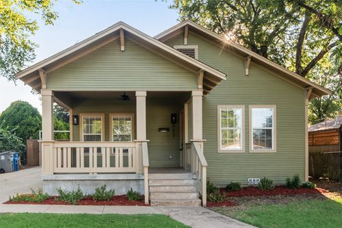 807 Hollywood Ave, Dallas, TX, 75208-7832 | Card Image