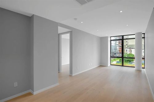 apt-3e-2412 42nd Rd, Long Island City, NY, 11101-4855 | Card Image