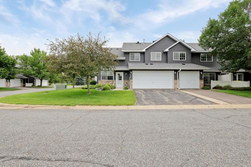 1100 Horizon Dr Se, New Prague, MN, 56071-2484 | Card Image
