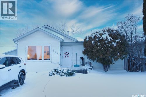 313 Centennial Blvd, Warman, SK, S0K0A1 | Card Image