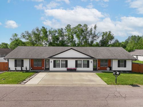 211 Wildrose Ln, Marion, IL, 62959-1215 | Card Image