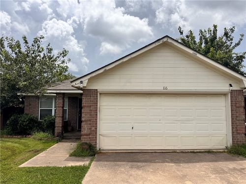 816 Azalea Court, College Station, TX, 77840 | Card Image