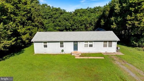127 Fairfax Dr, COLONIAL BEACH, VA, 22443-5095 | Card Image