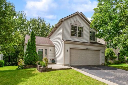 1097 Pebble Brook Dr, Columbus, OH, 43240 | Card Image