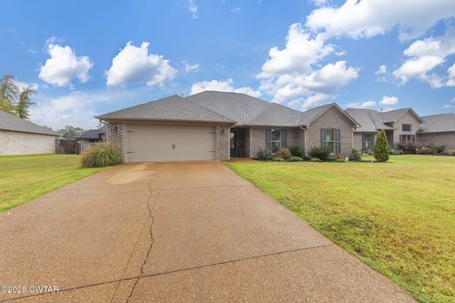 24 Doe Valley Cv, Jackson, TN, 38305-1990 | Card Image