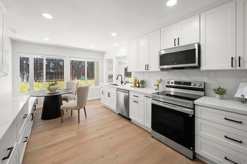 8432 Parkbrook St, San Diego, CA, 92114 | Card Image