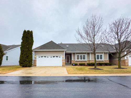 2436 Caribou Ln, Grafton, WI, 53024-9358 | Card Image