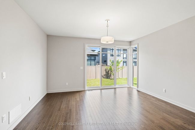 945 Islington Way, House other with 4 bedrooms, 4 bathrooms and 4 parking in Ottawa ON | Image 15
