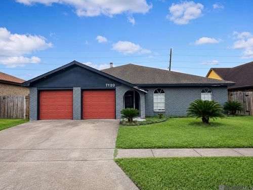 7120 Runnymede Dr, Marrero, LA, 70072-4556 | Card Image