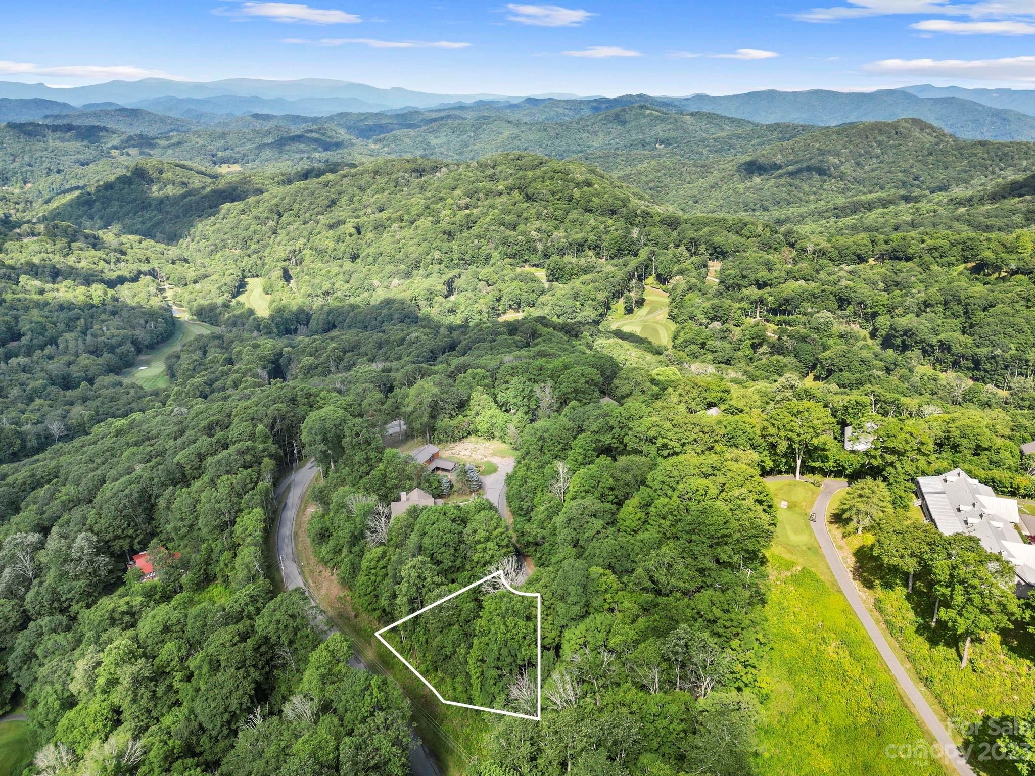 21 21 Cottage Lane, For Sale in Mars Hill Zoocasa