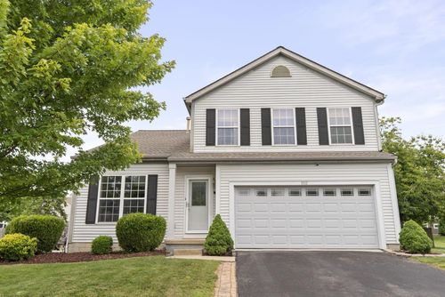 110 Lantern Chase Ct, Delaware, OH, 43015-3345 | Card Image
