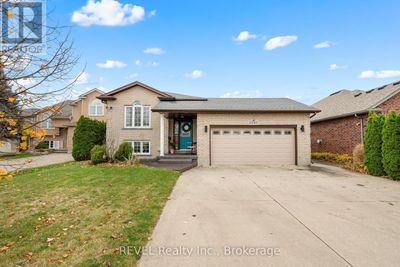 8340 Mullen Crt, House other with 4 bedrooms, 2 bathrooms and 8 parking in Niagara Falls ON | Image 1