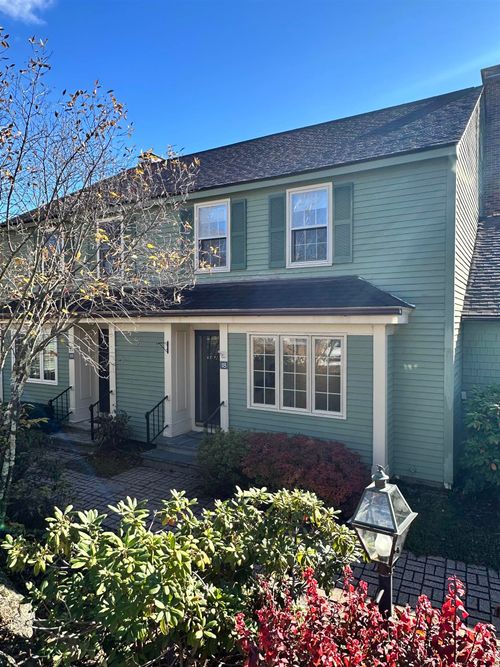 18-18 Colonial Sq, Peterborough, NH, 03458-2131 | Card Image