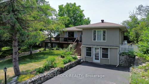 44 Nelson St, Campbellford, ON, K0L1L0 | Card Image