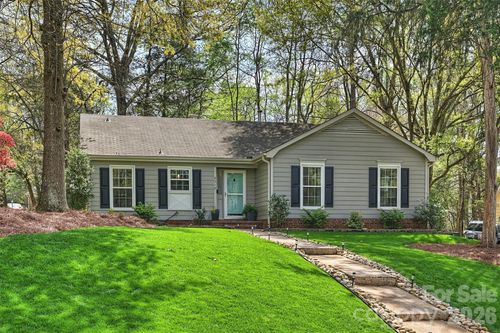 2310 Oldenburg Dr, Charlotte, NC, 28210-7620 | Card Image