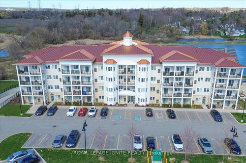 215-80 Shipway Avenue, Clarington, ON, L1B0V8 | Card Image