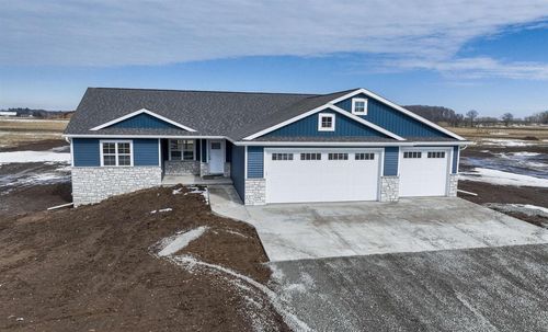 3752 Westpoint Road, SUAMICO, WI, 54313 | Card Image