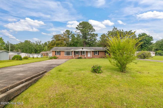 1292 Lake Cole Rd, House other with 3 bedrooms, 2 bathrooms and 1 parking in Midway Park NC | Image 5