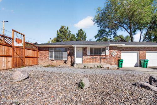 415 W Arroyo St, Reno, NV, 89509-2725 | Card Image