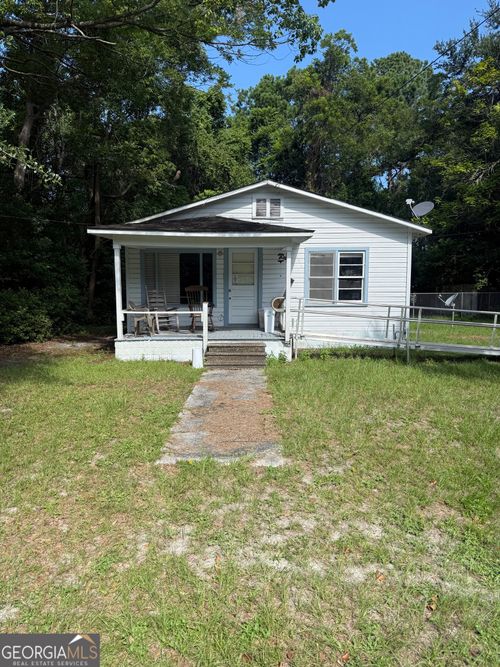 863 Colquitt St, Waycross, GA, 31503-5854 | Card Image