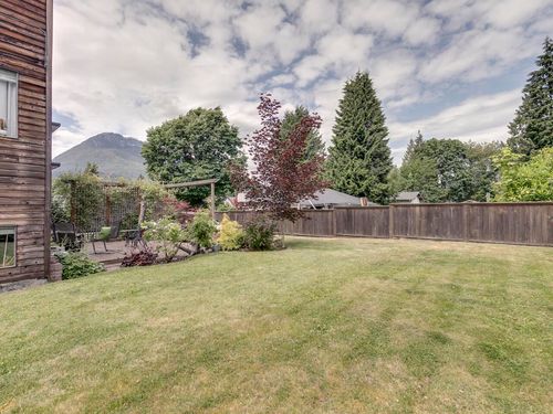 2111 Mamquam Rd, Garibaldi Highlands, BC, V0N1T0 | Card Image