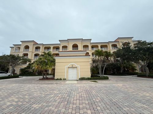105-11 Harbour Isle Dr W, Fort Pierce, FL, 34949-2763 | Card Image