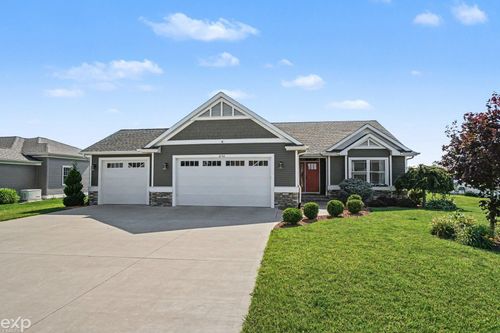 2743 Limerick Dr, Bay City, MI, 48706-8337 | Card Image