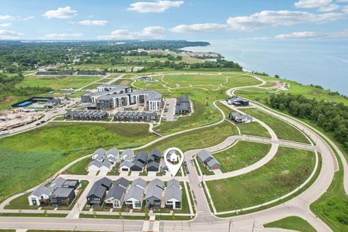 4238 E Lake Vista Pkwy, Oak Creek, WI, 53154 | Card Image