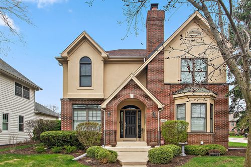 10164 Frankfort Main, Frankfort, IL, 60423-2252 | Card Image