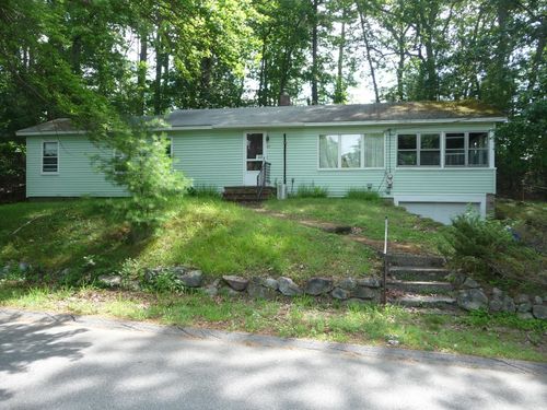 43 Hermit Rd, Manchester, NH, 03109-5423 | Card Image