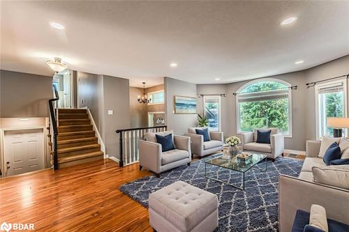 239 Simcoe St, Stayner, ON, L0M1S0 | Card Image