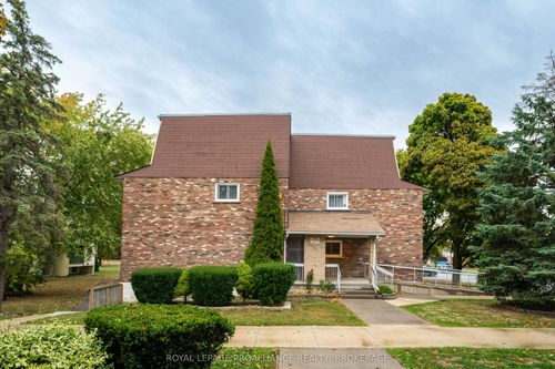 101-845 Milford Dr, Kingston, ON, K7P1A7 | Card Image